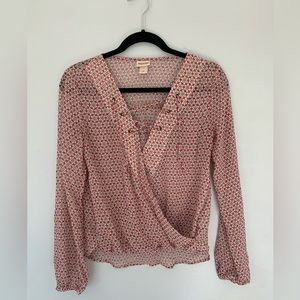 Mossimo supply co, Sheer pattern flowy top, wrap style size xs